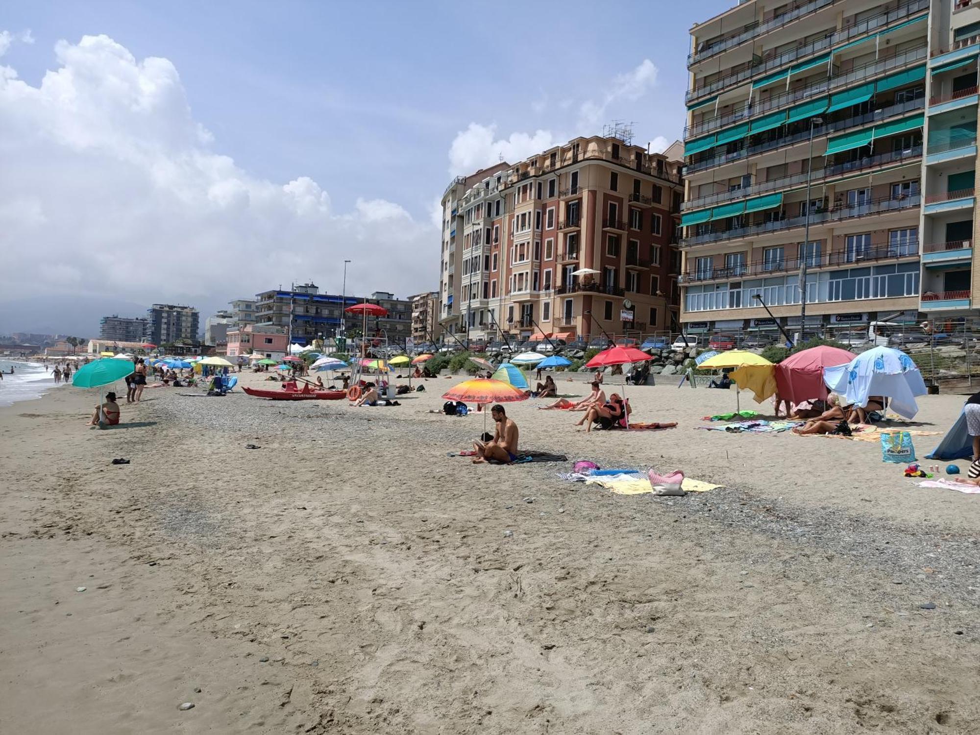 サヴォーナCasa Di Noemi - Seafront With Parkingアパートメント エクステリア 写真